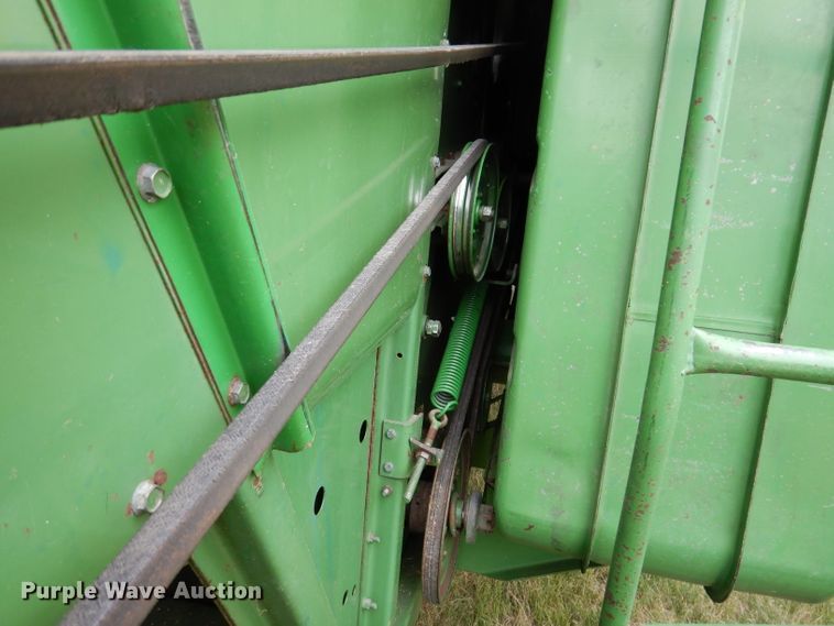 image for item IQ9716 1980 John Deere 6620 Turbo  combine