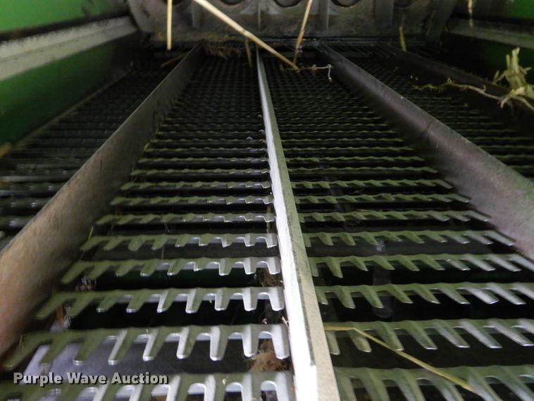 image for item IQ9716 1980 John Deere 6620 Turbo  combine