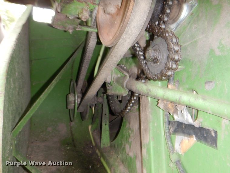 image for item IQ9716 1980 John Deere 6620 Turbo  combine