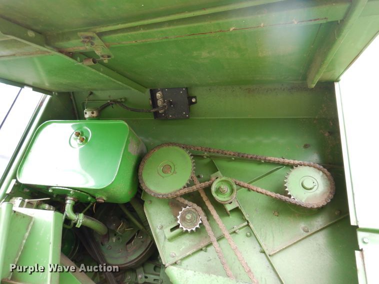 image for item IQ9716 1980 John Deere 6620 Turbo  combine