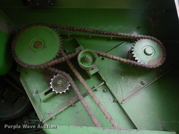 image for item IQ9716 1980 John Deere 6620 Turbo  combine