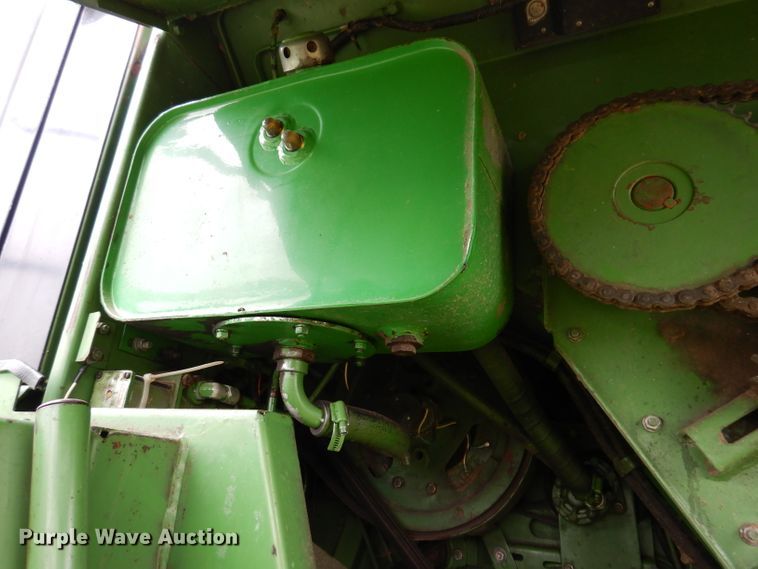 image for item IQ9716 1980 John Deere 6620 Turbo  combine