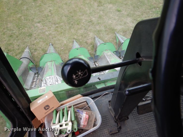 image for item IQ9716 1980 John Deere 6620 Turbo  combine