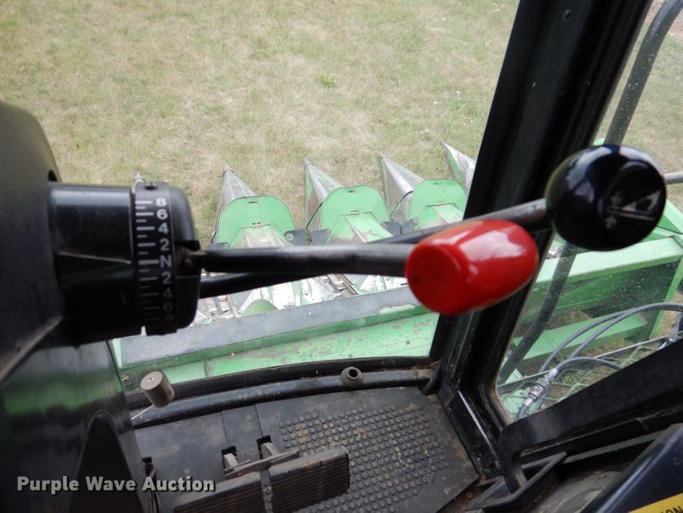 image for item IQ9716 1980 John Deere 6620 Turbo  combine