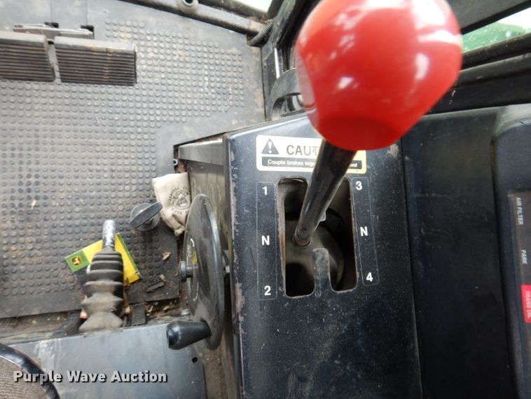 image for item IQ9716 1980 John Deere 6620 Turbo  combine