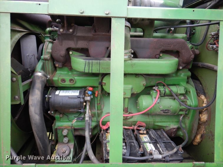 image for item IQ9716 1980 John Deere 6620 Turbo  combine