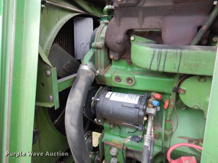 image for item IQ9716 1980 John Deere 6620 Turbo  combine