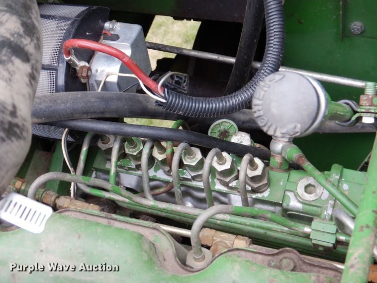 image for item IQ9716 1980 John Deere 6620 Turbo  combine