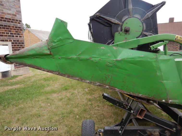 image for item IQ9718 John Deere 220  flex head