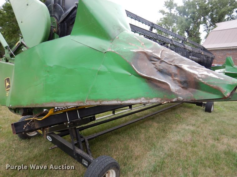 image for item IQ9718 John Deere 220  flex head