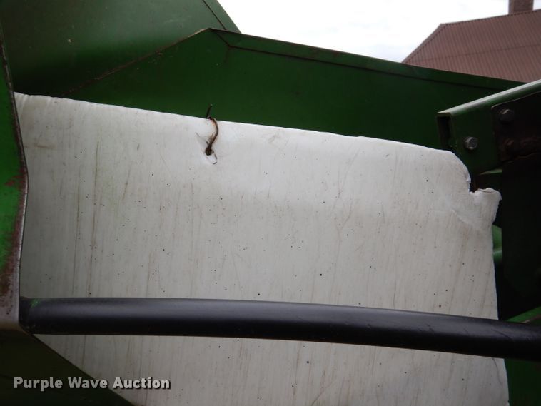 image for item IQ9718 John Deere 220  flex head