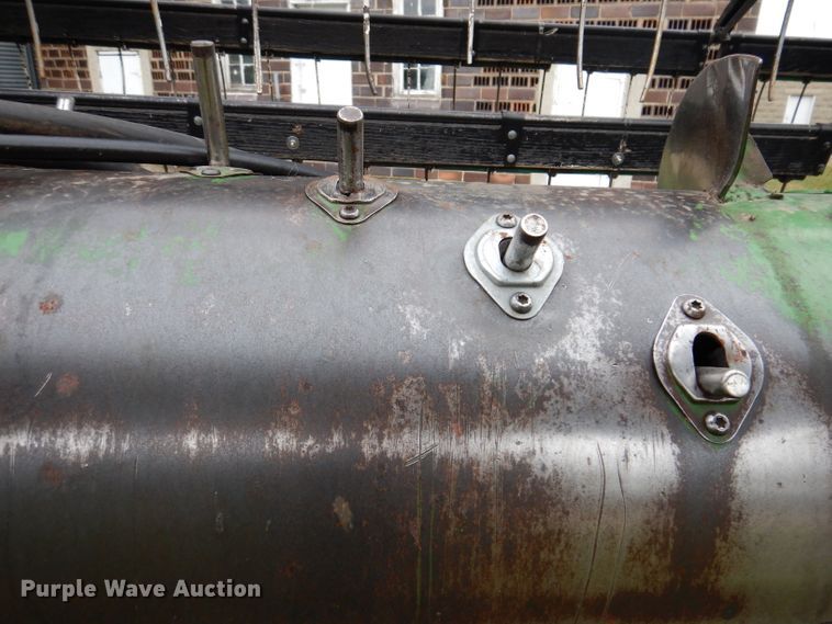 image for item IQ9718 John Deere 220  flex head