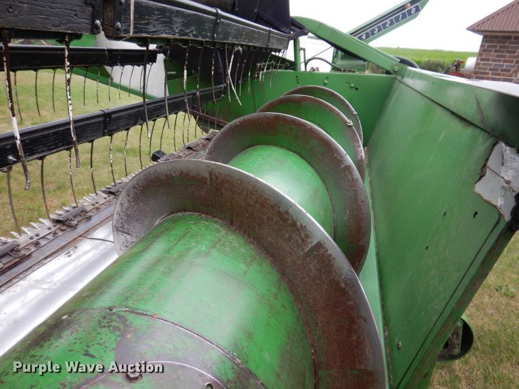 image for item IQ9718 John Deere 220  flex head