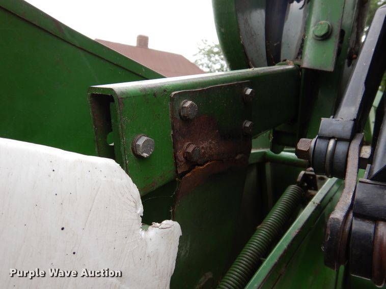 image for item IQ9718 John Deere 220  flex head