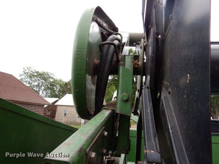 image for item IQ9718 John Deere 220  flex head