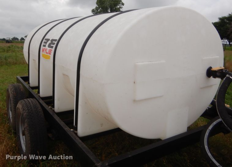 image for item IT9561 Wylie  nurse tank trailer