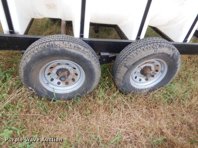 image for item IT9561 Wylie  nurse tank trailer