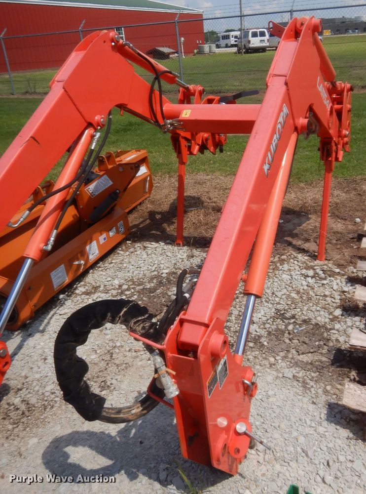 image for item IT9570 Kubota LA1154  loader