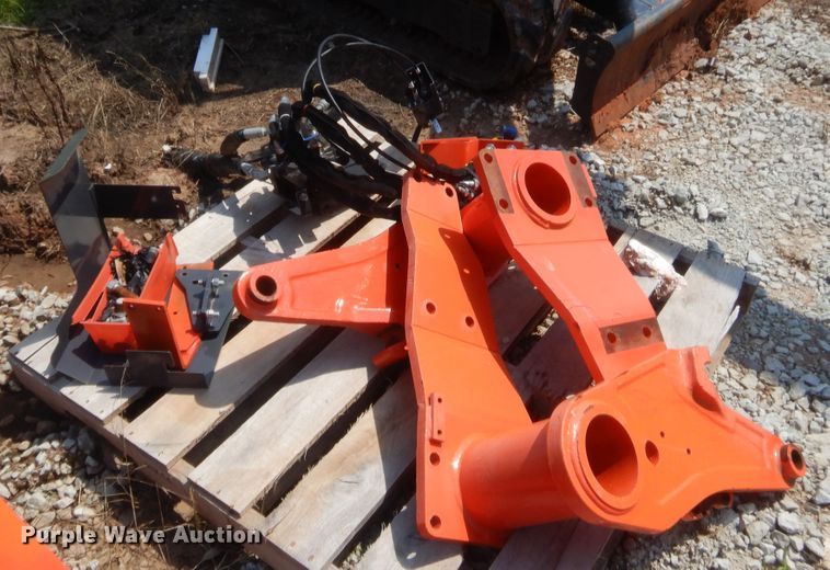 image for item IT9570 Kubota LA1154  loader