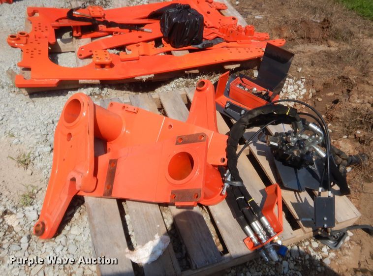 image for item IT9570 Kubota LA1154  loader