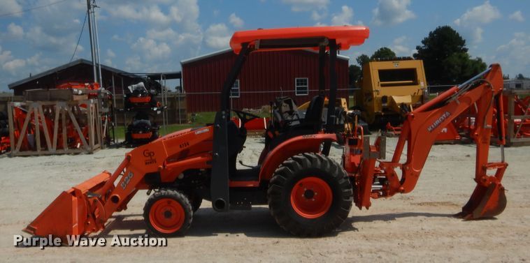 image for item IT9582 2014 Kubota B26  backhoe