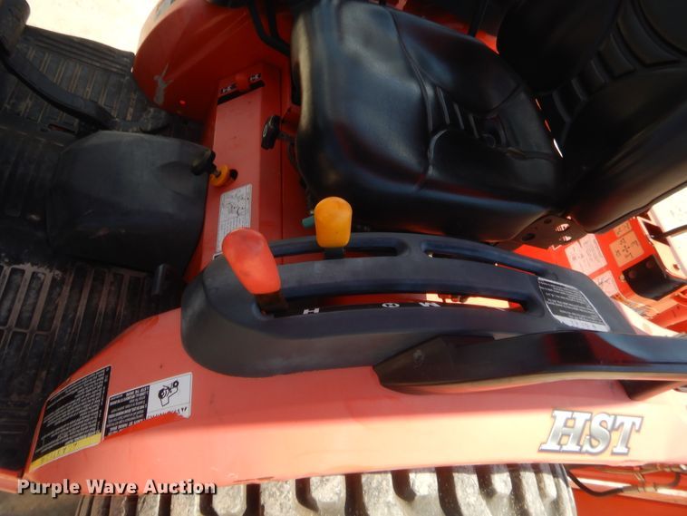 image for item IT9582 2014 Kubota B26  backhoe