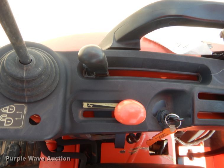 image for item IT9582 2014 Kubota B26  backhoe