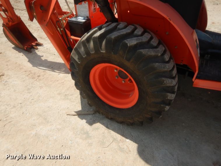 image for item IT9582 2014 Kubota B26  backhoe