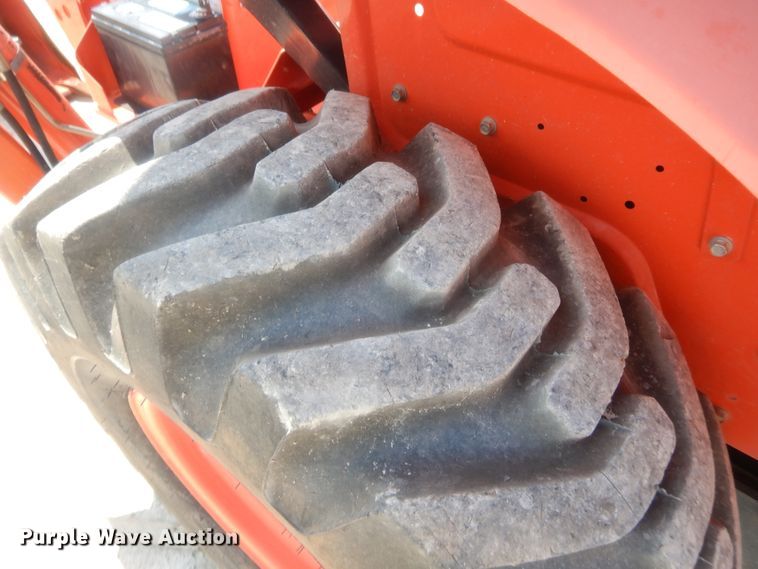 image for item IT9582 2014 Kubota B26  backhoe