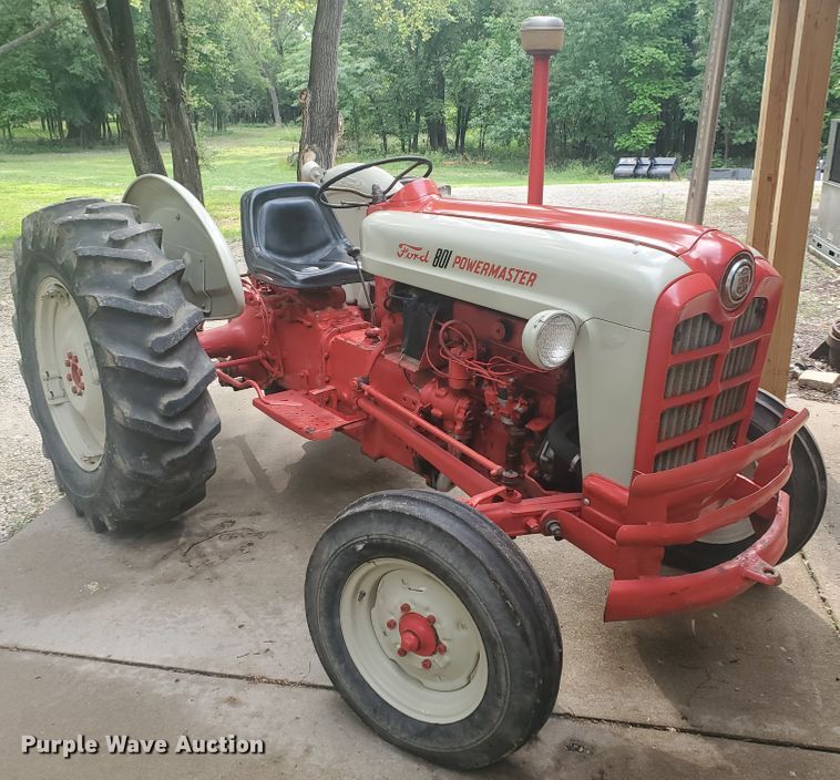 image for item JM9752 Ford 841 Powermaster  tractor