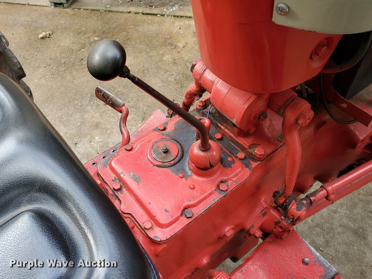 image for item JM9752 Ford 841 Powermaster  tractor