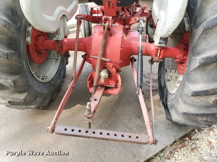 image for item JM9752 Ford 841 Powermaster  tractor