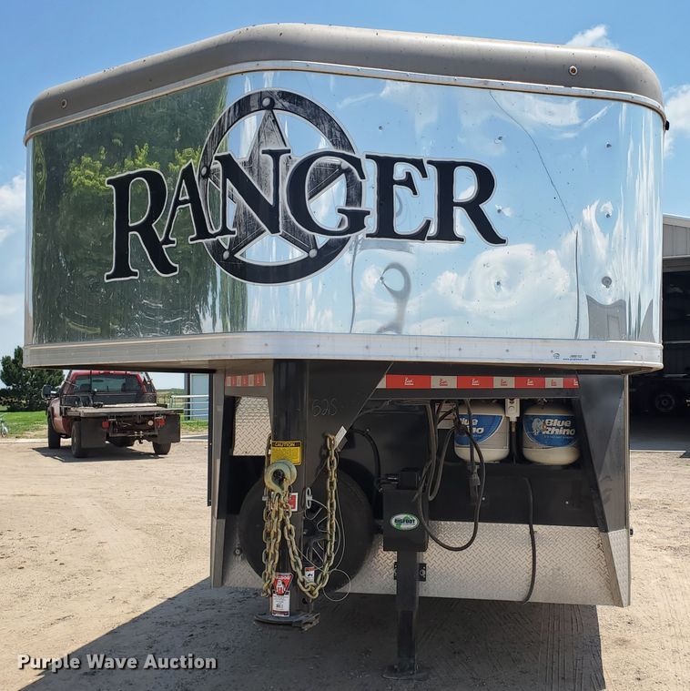 image for item JM9753 2015 Bison Ranger  livestock trailer