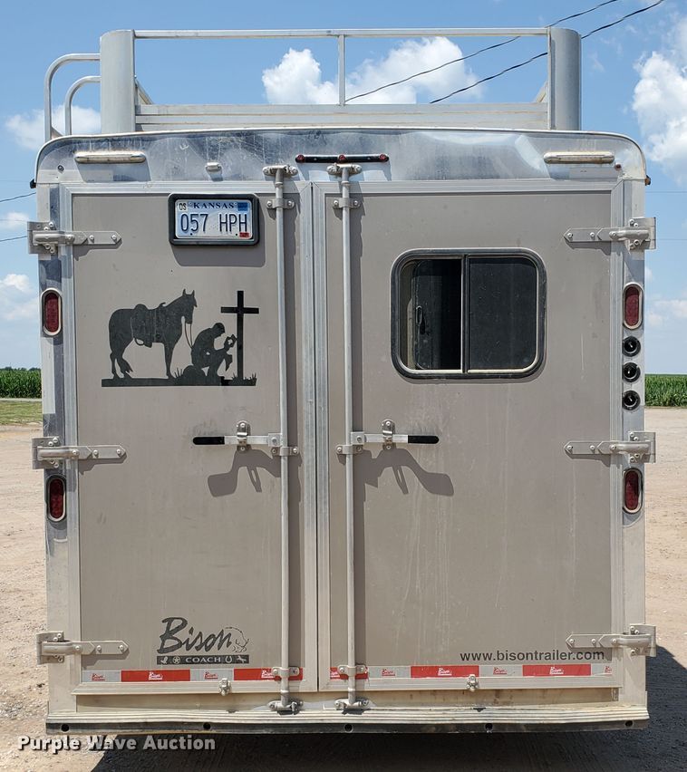 image for item JM9753 2015 Bison Ranger  livestock trailer