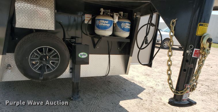 image for item JM9753 2015 Bison Ranger  livestock trailer