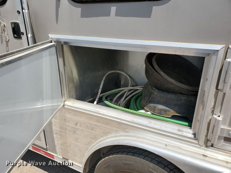 image for item JM9753 2015 Bison Ranger  livestock trailer