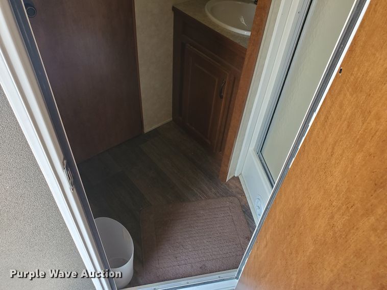 image for item JM9753 2015 Bison Ranger  livestock trailer