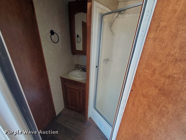 image for item JM9753 2015 Bison Ranger  livestock trailer