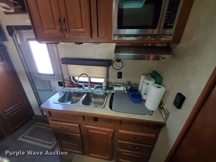 image for item JM9753 2015 Bison Ranger  livestock trailer