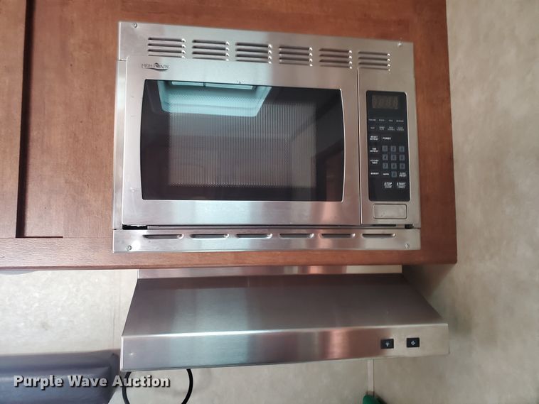 image for item JM9753 2015 Bison Ranger  livestock trailer