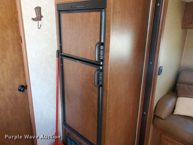 image for item JM9753 2015 Bison Ranger  livestock trailer