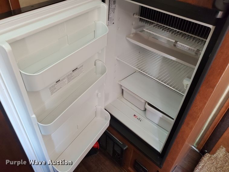 image for item JM9753 2015 Bison Ranger  livestock trailer