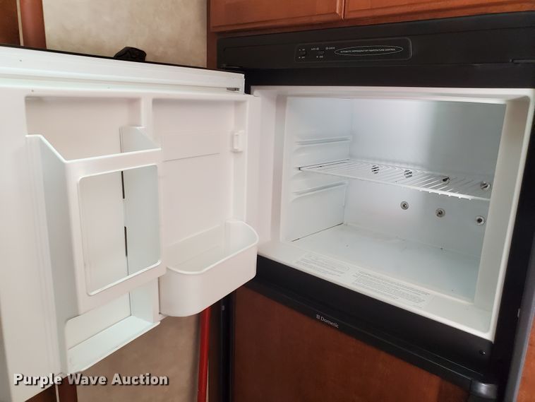 image for item JM9753 2015 Bison Ranger  livestock trailer