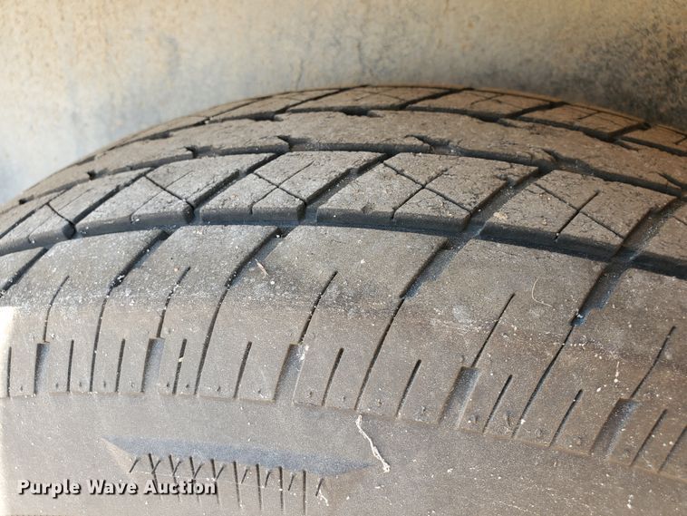 image for item JM9753 2015 Bison Ranger  livestock trailer