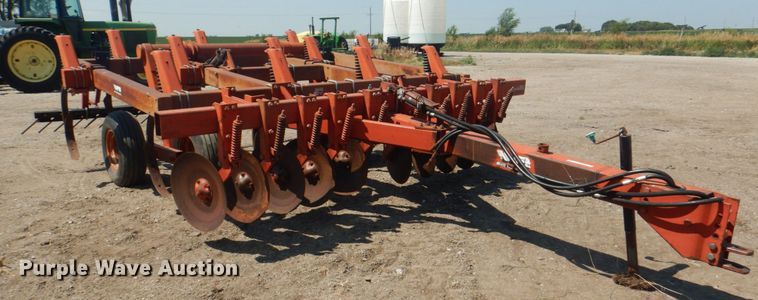 image for item JY9748 White 435  disk chisel