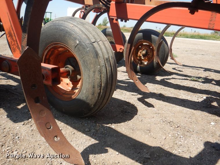 image for item JY9748 White 435  disk chisel