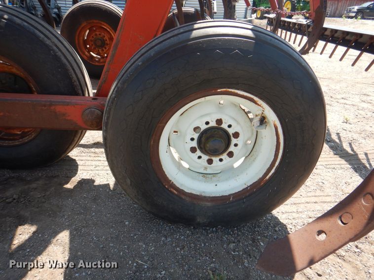 image for item JY9748 White 435  disk chisel