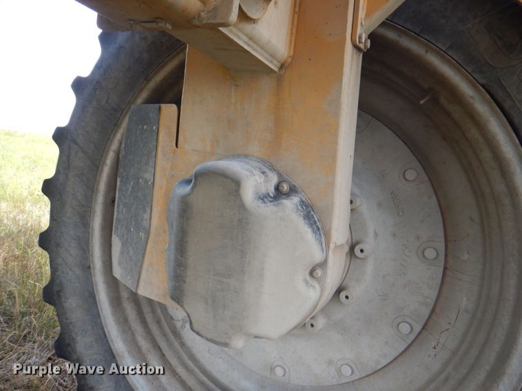 image for item JY9754 2011 Ag-Chem RoGator 994  sprayer