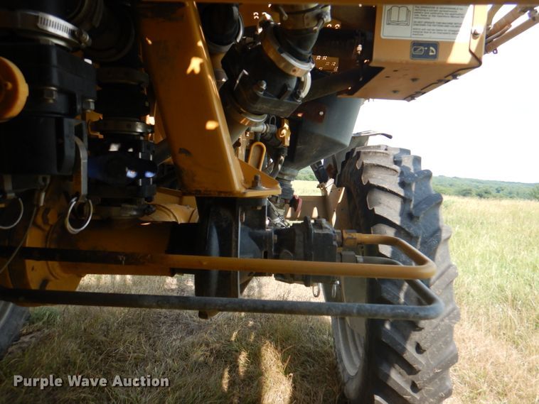 image for item JY9754 2011 Ag-Chem RoGator 994  sprayer