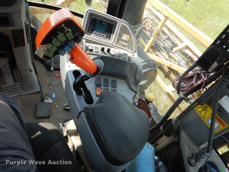 image for item JY9754 2011 Ag-Chem RoGator 994  sprayer